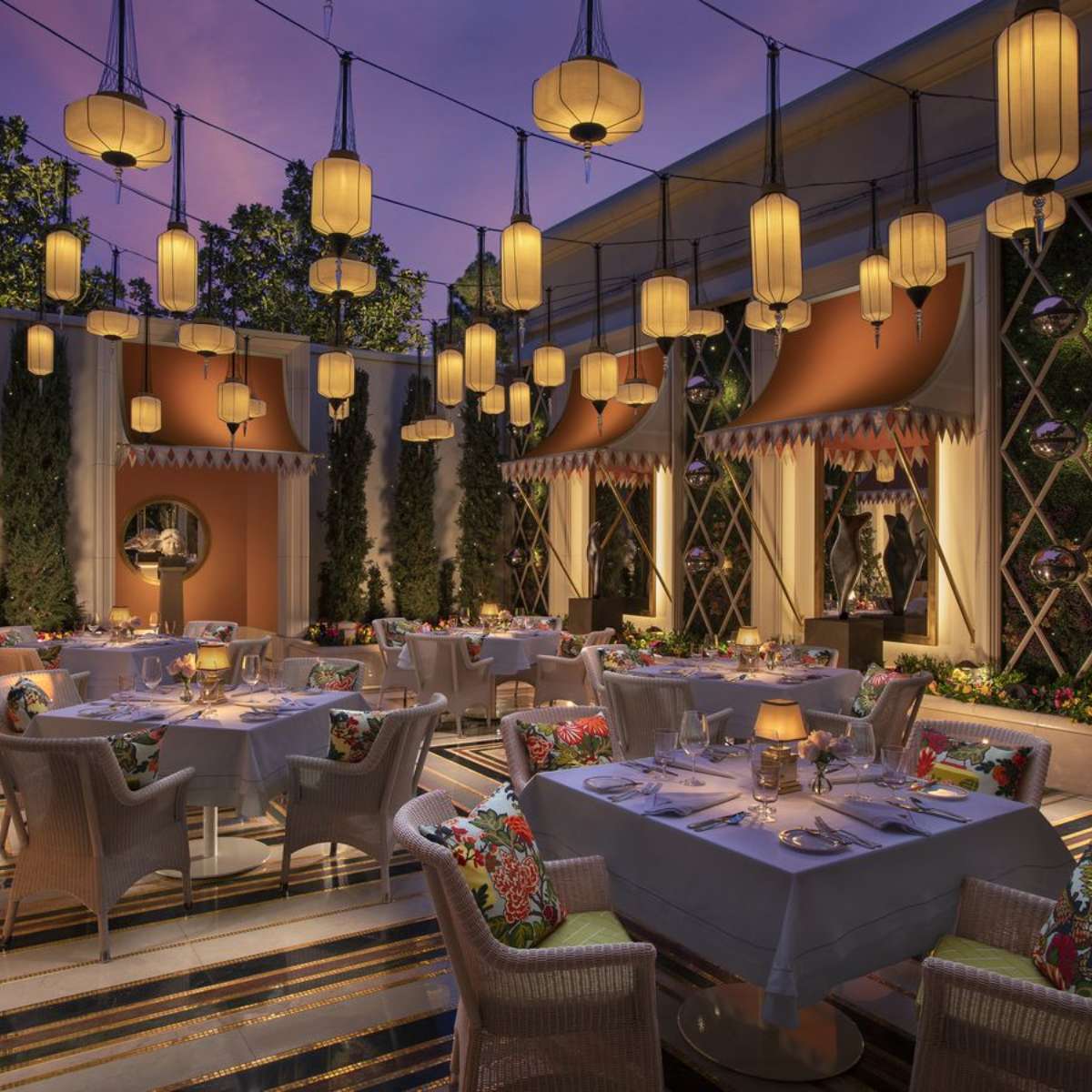 Most Romantic Restaurants In Las Vegas most-romantic-restaurants-in-las-vegas